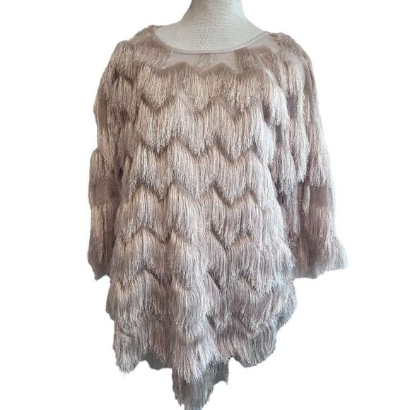J.O.A Los Angeles Women's Eyelash Fringe Pullover Tunic Top Cream Size Small - Picture 1 of 11